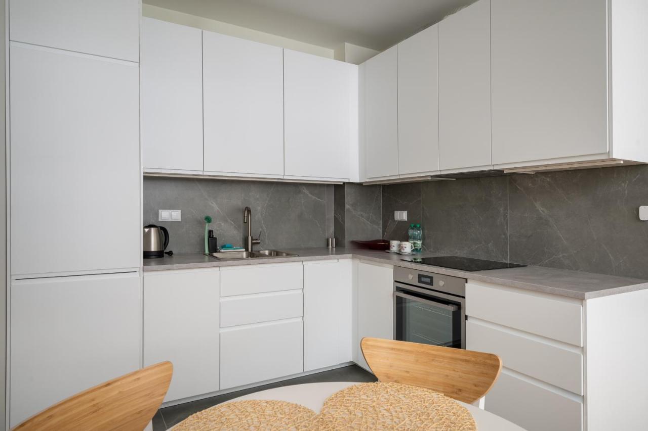 Wola Nakielska Comfort Apartment Warschau Exterior foto